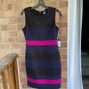 TOMMY HILFIGER
ESSENTIAL STRIPE SLEEVELESS DRESS